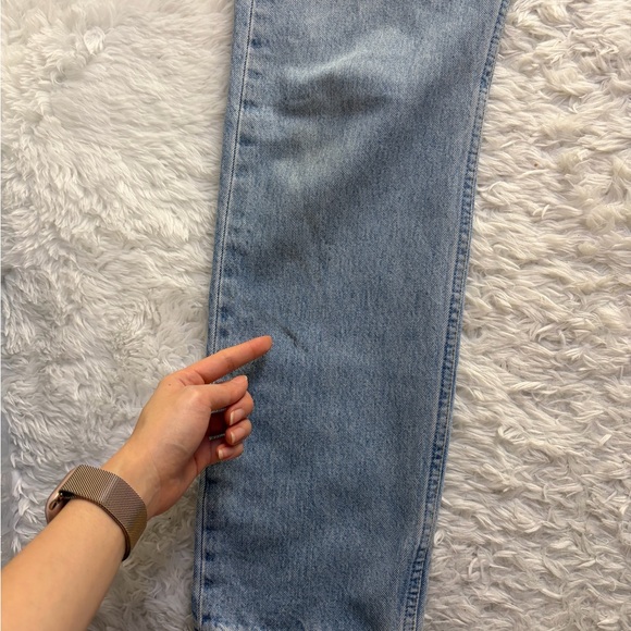 90s Vintage Levi’s 501 Light Wash Jeans - Picture 12 of 14